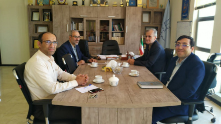 نشست هماهنگی دانشگاه علوم پزشکی اردبیل و نمایندگی وزارت امور خارجه در استان