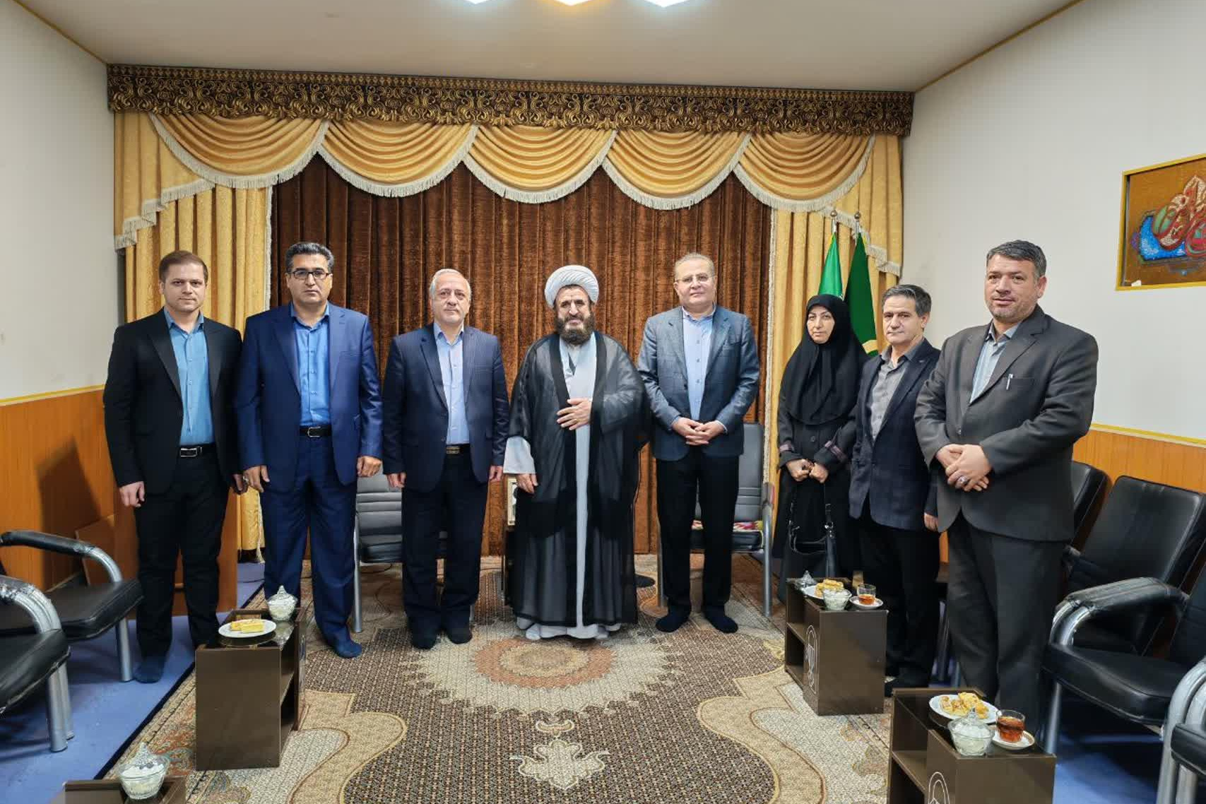 دیدار رئیس دانشگاه علوم پزشکی اردبیل با امام جمعه گرمی پیرامون مسائل آموزشی و درمانی