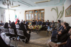 دیدار جمعی از خانواده های اهدا کننده عضو با نماینده ولی فقیه در استان و امام جمعه اردبیل