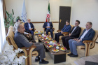 دیدار صمیمی دکتر مرتضی وهاب‌زاده، پزشک نامدار اردبیلی و رئیس دانشگاه علوم پزشکی اردبیل