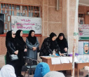 کارکنان مرکز سلامت عنبران، میهمان مدرسه عفت/ اجرای برنامه وارنیش‌تراپی به یاد دانش‌آموزان شهید میناب