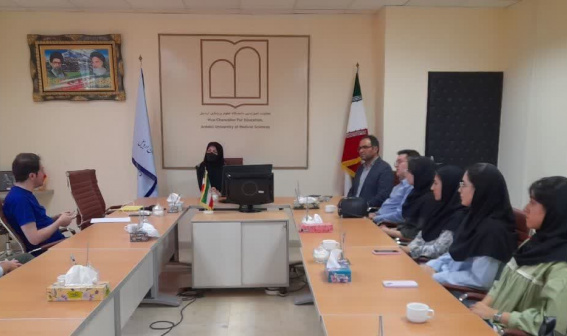 جلسه کمیته دانشجویی توسعه آموزش با حضور معاون آموزشی دانشگاه و دانشجویان عضو کمیته دانشجویی و برنامه ریزی در خصوص برنامه های آتی این کمیته