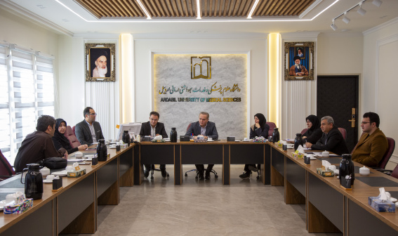 تأکید رئیس دانشگاه علوم‌پزشکی اردبیل بر اهمیت شناسایی و حمایت همه‌جانبه از دانشجویان استعداد درخشان و نخبه