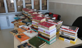 تجهیز کتابخانه‌های سراهای دانشجویی و اداره مشاوره با خرید ۲۶۴ جلد کتاب