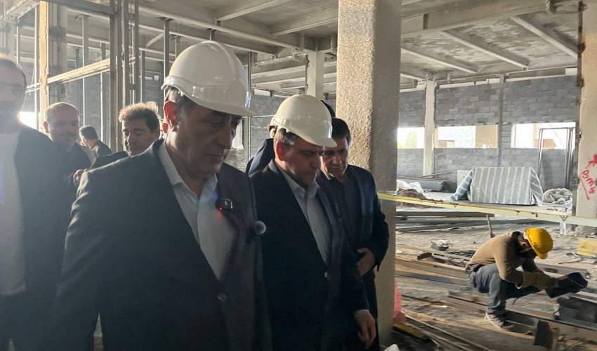 معاون اجرایی رئیس‌جمهور در جریان سفر به استان اردبیل از روند ساخت بیمارستان نجف‌زاده اردبیل بازدید کرد.