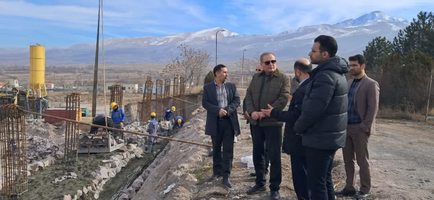 بازدید سرپرست دانشگاه از بخش‌های مختلف بیمارستان ولیعصر مشگین‌شهر