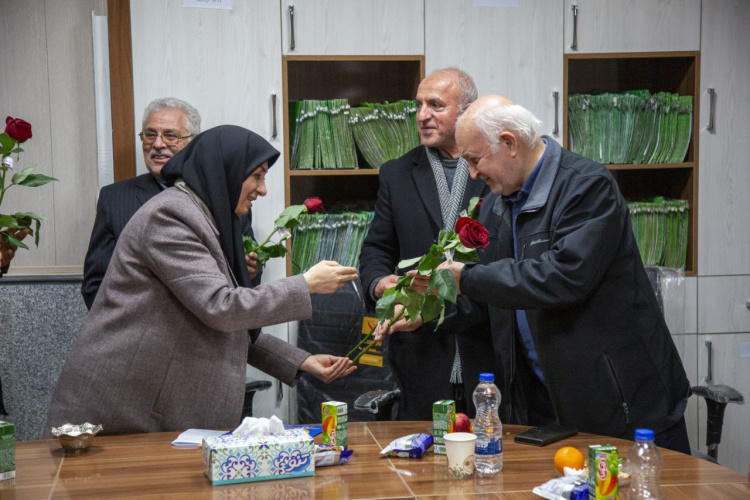 بازدید معاونین دانشگاه علوم‌پزشکی اردبیل از موسسه خیریه ریحانه اردبیل