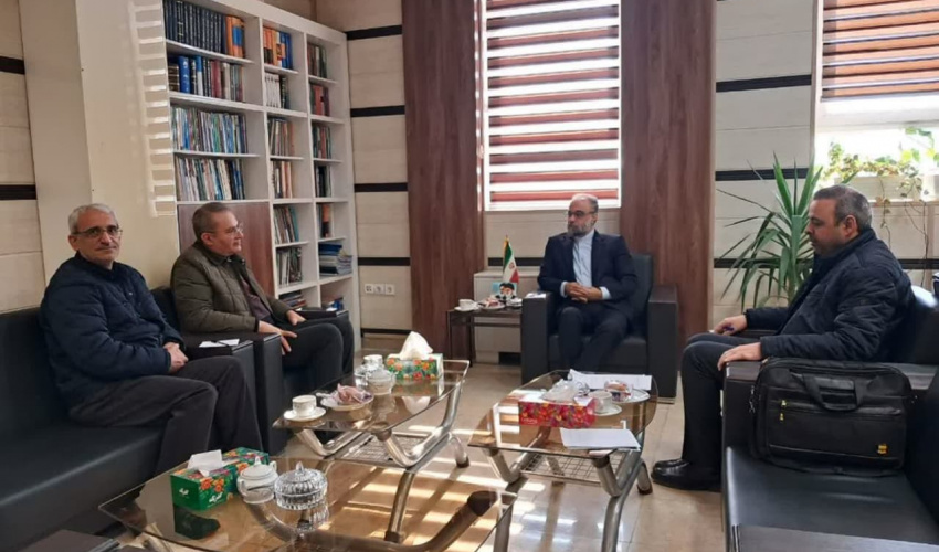 دیدار سرپرست دانشگاه علوم پزشکی اردبیل با دادستان مرکز استان