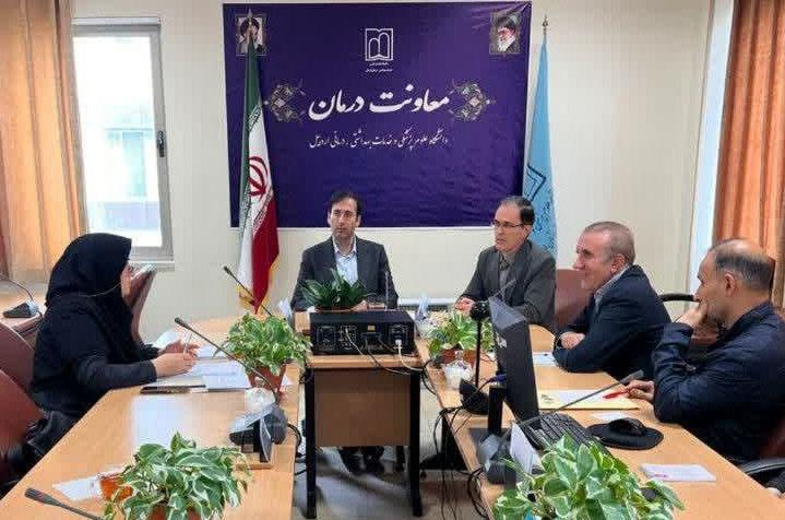 بررسی بیش از ۲۰ پرونده انتقال و جابجایی محل خدمت در جلسه شورای تعالی معاونت درمان دانشگاه