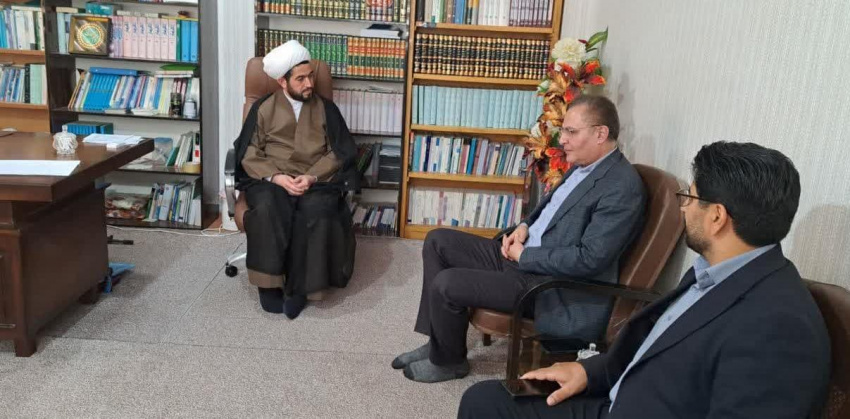 دیدار رئیس دانشگاه علوم پزشکی اردبیل با امام جمعه شهرستان اصلاندوز