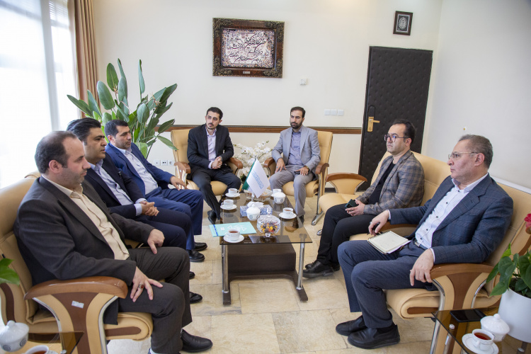 دیدار مدیر کل ستاد اجرایی فرمان حضرت امام خمینی (ره) استان با رئیس دانشگاه علوم پزشکی اردبیل