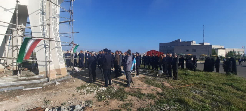 برگزاری برنامه پیاده روی کارکنان دانشگاه بمناسبت فرارسیدن هفته ملی جمعیت