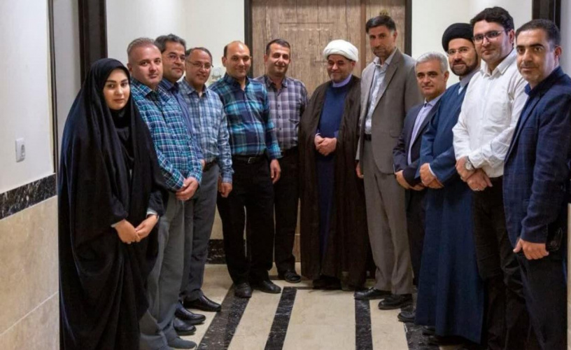 تجلیل از کارکنان روابط عمومی دانشگاه از سوی مسئول نهاد نمایندگی مقام معظم رهبری به مناسبت روز ارتباطات و روابط عمومی