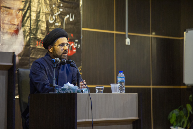 مراسم گرامیداشت سالگرد ارتحال امام خمینی (ره) در دانشگاه
