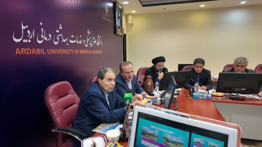 برگزاری جلسه هیئت رئیسه دانشگاه با حضور معاون توسعه مدیریت و منابع وزیر بهداشت