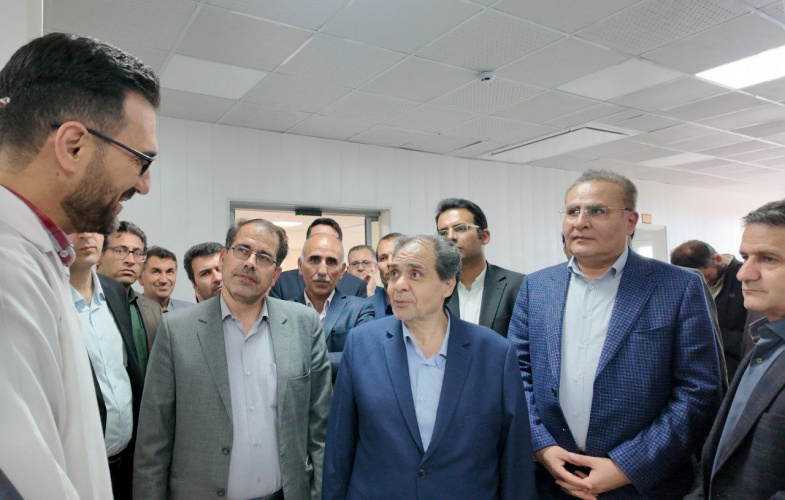بازدید معاون توسعه مدیریت و منابع وزیر بهداشت از بخش‌های مختلف بیمارستان ولیعصر مشگین‌شهر