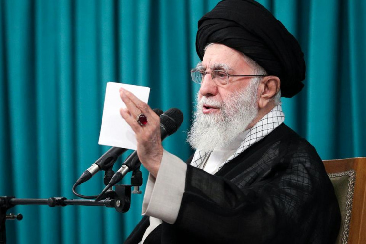 پیام رهبر معظم انقلاب اسلامی خطاب به ملت بزرگ ایران در پی جنایت سحرگاه امروز رژیم صهیونیستی