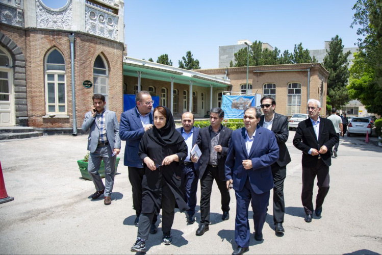 بازدید معاون توسعه مدیریت و منابع وزیر بهداشت از بیمارستان فاطمی اردبیل