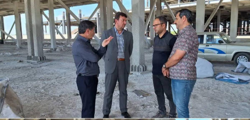 بازدید معاون توسعه مدیریت و منابع دانشگاه از پروژه بیمارستان نجف‌زاده