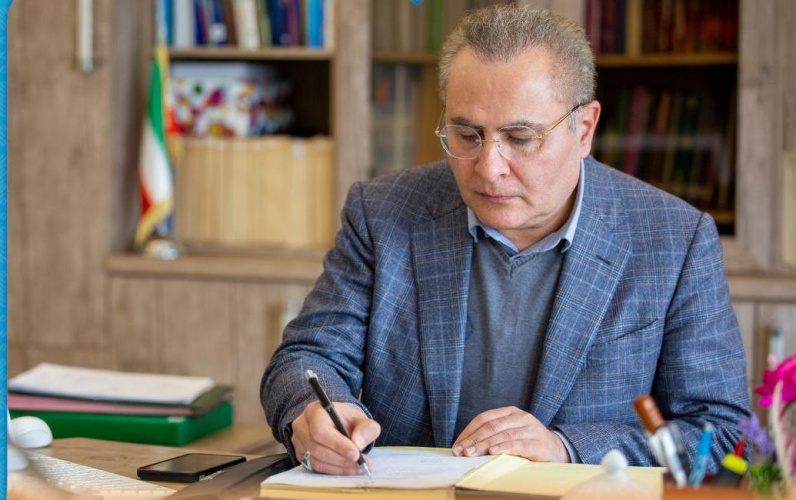 دلجویی رئیس دانشگاه علوم پزشکی اردبیل از پرستاران پرتلاش و فداکار استان