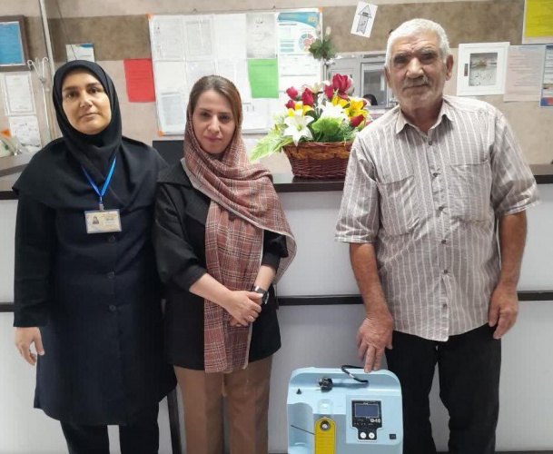 اهدای یک دستگاه اکسیژن ساز توسط خیّر محترم، جناب آقای هاشم مرادی به بیمارستان امام خمینی (ره) شهرستان کوثر