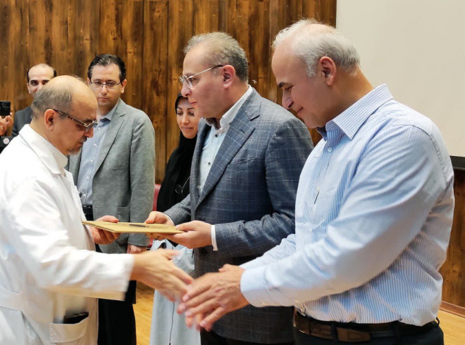 آیین معارفه مدیر گروه آموزشی قلب دانشگاه