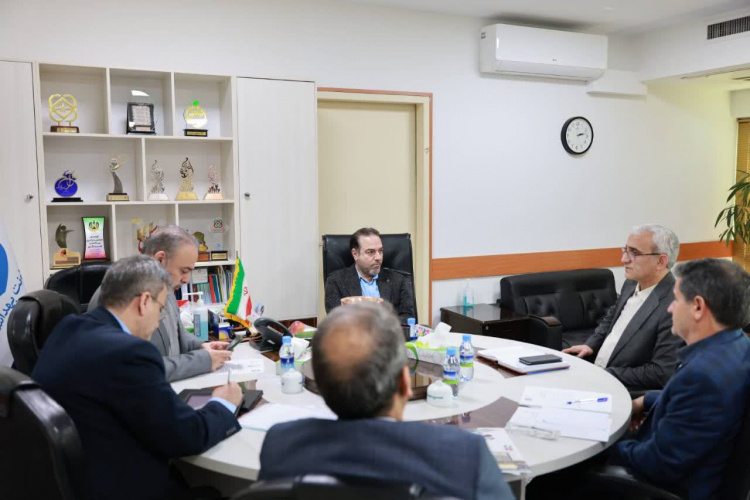 دیدار معاونین بهداشت و توسعه مدیریت و منابع دانشگاه علوم پزشکی اردبیل با معاون بهداشت وزیر بهداشت