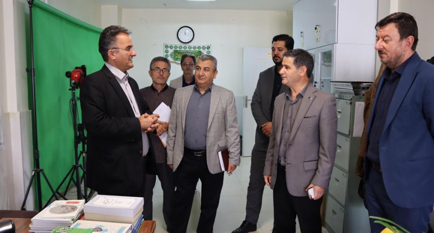 بازدید معاون توسعه مدیریت و منابع دانشگاه از حوزه معاونت فرهنگی و دانشجویی و خوابگاه دخترانه شهید رئیسی