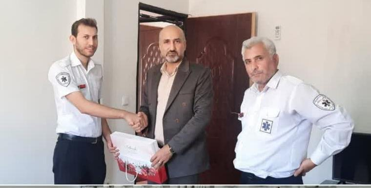 تجلیل از کارکنان پایگاه‌های اورژانس شهری، فیروزآباد، سرچم و خلفلو از توابع شهرستان کوثر بمناسبت روز فوریت‌های پزشکی