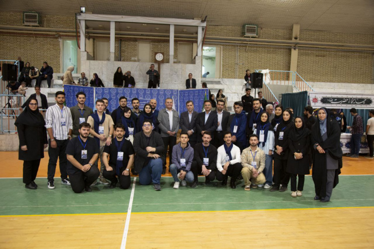 گزارش تصویری بازدید رئیس دانشگاه علوم پزشکی اردبیل از فرآیند ثبت‌نام دانشجویان نوورود دانشگاه