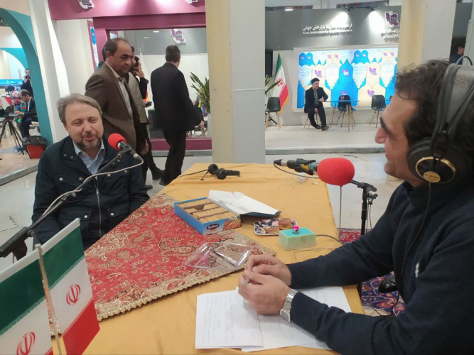 گفتگوی زنده رادیویی دکتر جمشید کرمانچی، رئیس اداره گردشگری سلامت وزارت بهداشت در ویژه برنامه رادیو اردبیل