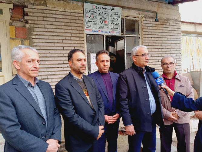 همزمان با روز دانشجو؛ پخت اولین نان کامل در نانوایی دانشگاه با تأکید دکتر صادقیه اهری آغاز شد