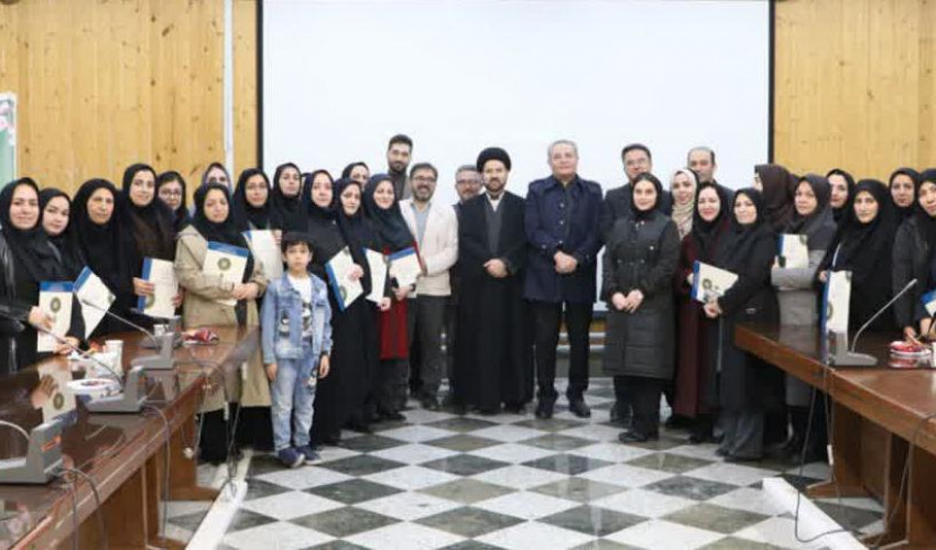 تجلیل از رابطین قرآنی و قرارگاه کرامت دانشگاه علوم پزشکی اردبیل