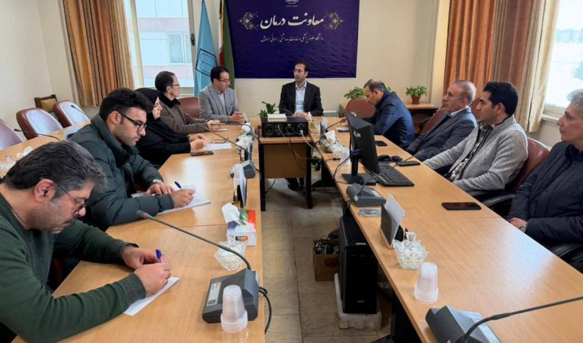 نشست بررسی مطالبات مردمی در حوزه تأمین دارو و ملزومات مصرفی برگزار شد