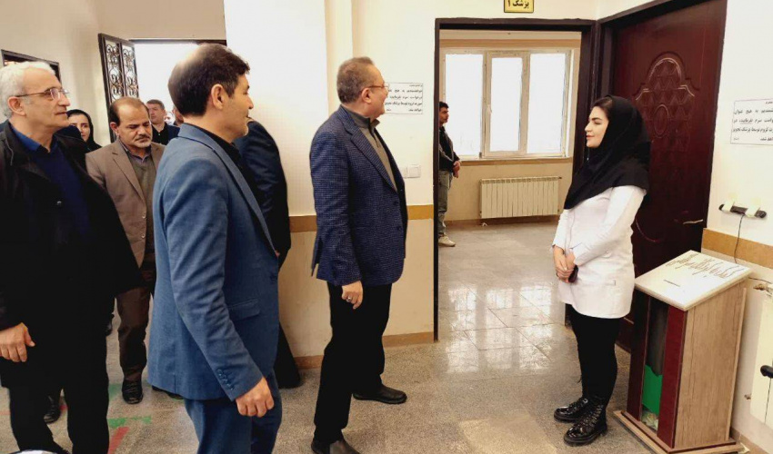 گزارش تصویری بازدید دکتر داورنیا رئیس دانشگاه علوم پزشکی اردبیل از مرکز جامع خدمات شهری و روستایی شهر آبی بیگلو
