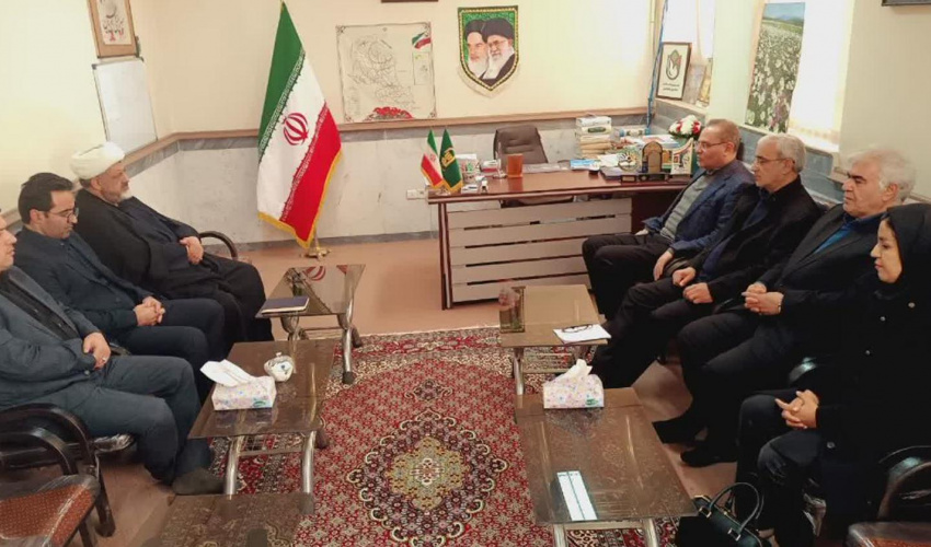 دیدار دکتر بهزاد داورنیا، رئیس دانشگاه علوم پزشکی اردبیل با حجت الاسلام والمسلمین حاج آقا اسدزاده امام جمعه شهرستان نمین
