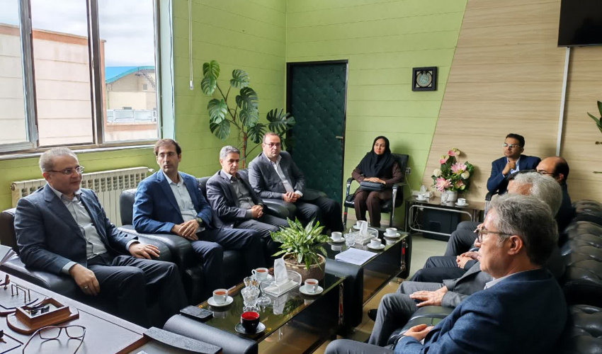 دیدار و گفتگوی دکتر داورنیا رئیس دانشگاه علوم پزشکی اردبیل به همراه معاونین، مدیران و مشاور اجرایی رئیس دانشگاه با دکتر بخشی،فرماندار مشگین‌شهر