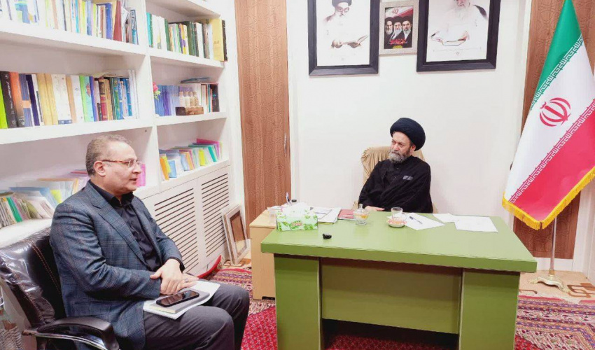 دیدار دکتر بهزاد داورنیا، رئیس دانشگاه علوم پزشکی اردبیل با نماینده محترم ولی‌فقیه در استان اردبیل و امام جمعه محبوب اردبیل