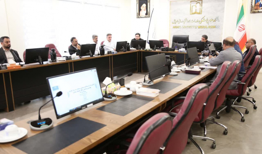 بررسی صلاحیت متقاضیان چهارمین فراخوان واگذاری دفاتر خدمات سلامت در اردبیل