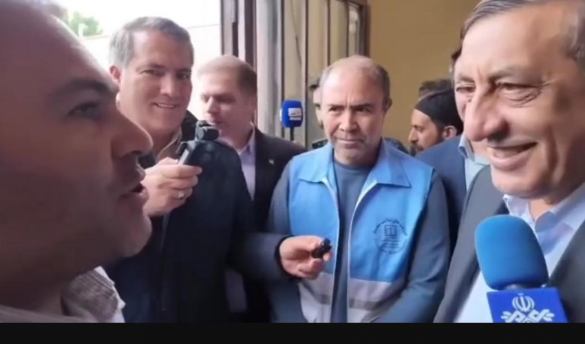 بازدید سرزده دکتر قائم پناه از وضعیت بهداشت یک رستوران در شهر رضى